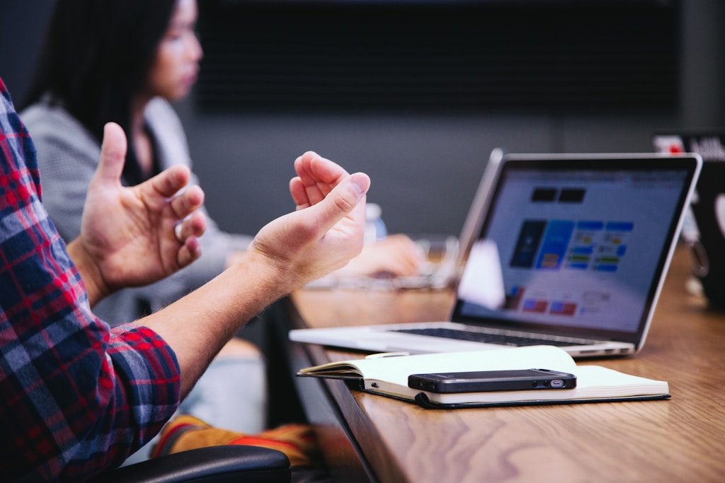 Online coaching course enrollment and client automation workflow